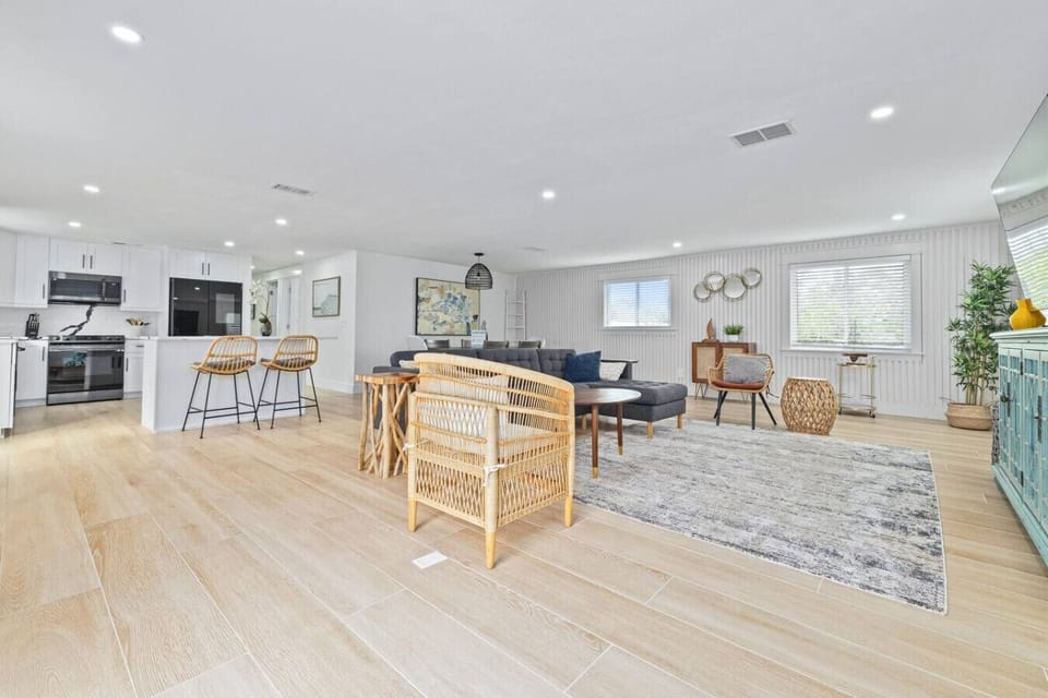 spacious, bright living area