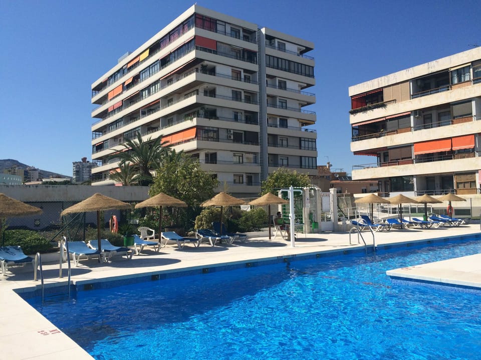 Una de nuestras 2 maravillosas piscinas