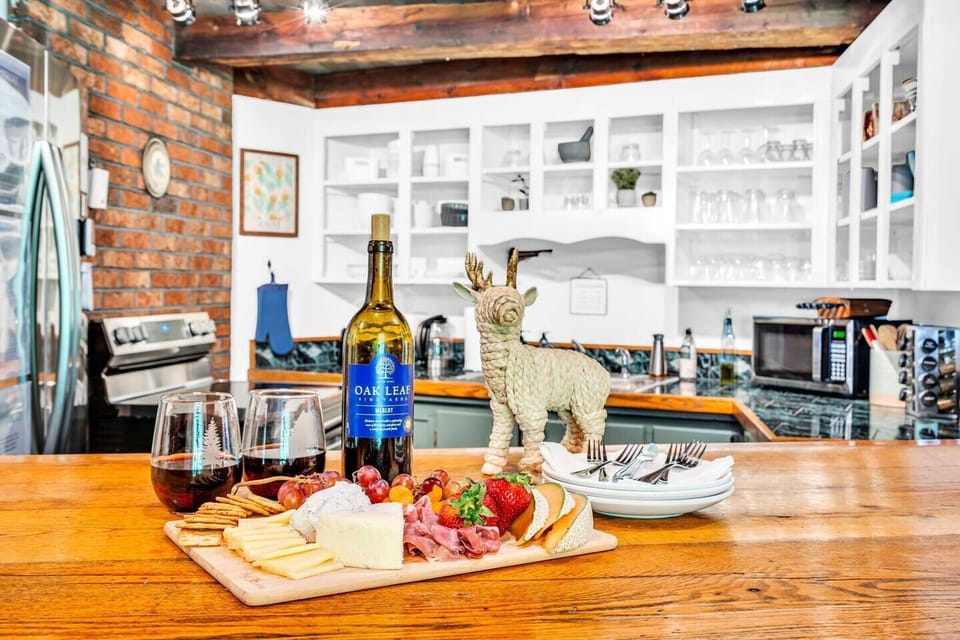 Begin your day in our cozy and inviting breakfast nook, bathed in natural light. Indulge in a delightful morning meal while creating cherished memories in this charming corner that sets the perfect ambiance.