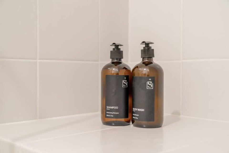 Bathroom amenities