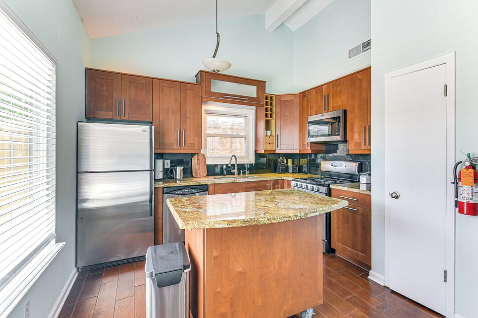 Kitchen | Cooking Basics | Drip Coffee Maker | Microwave