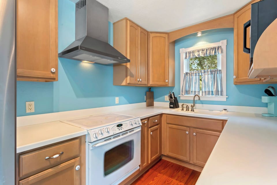 Whip up something delicious in the Kitchen on the Main Level!