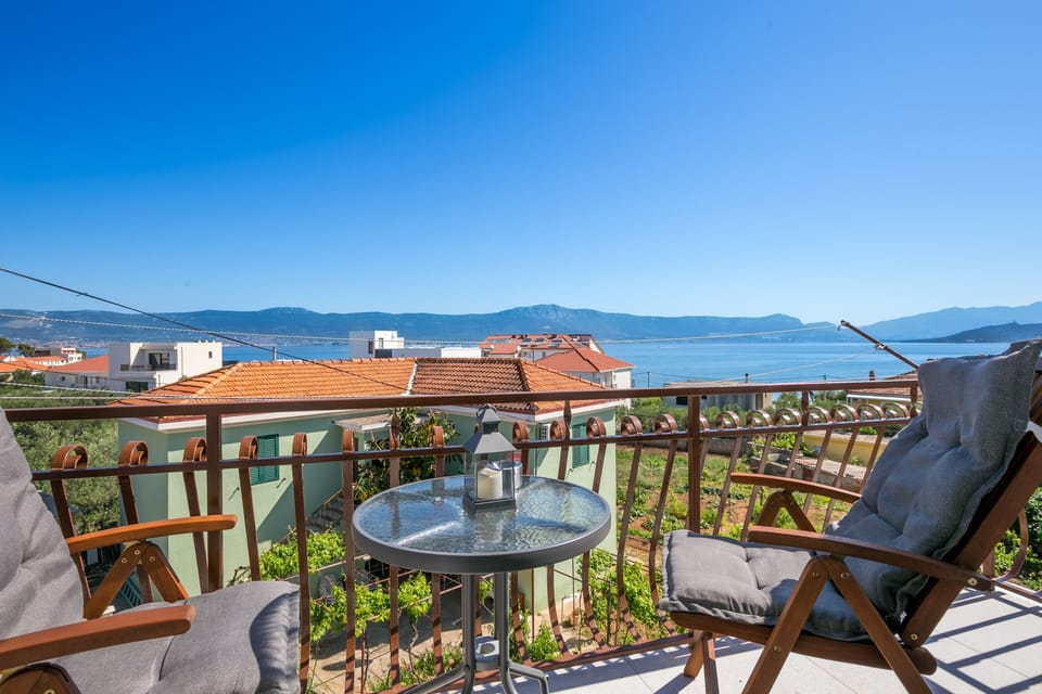 Balcony 1
