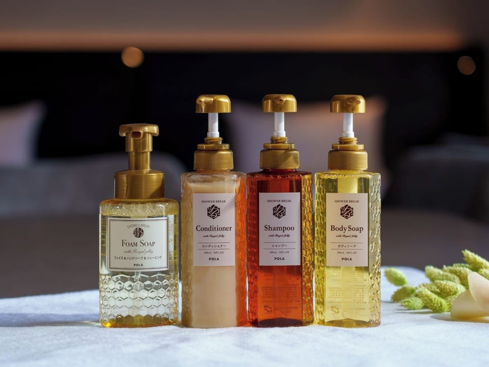 Bathroom amenities