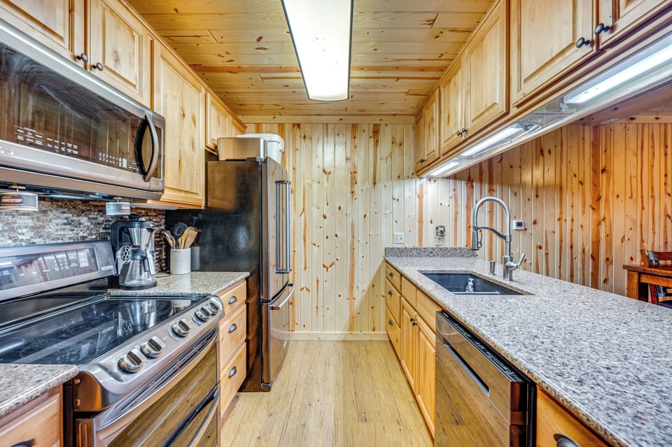 Kitchen | 1st Floor