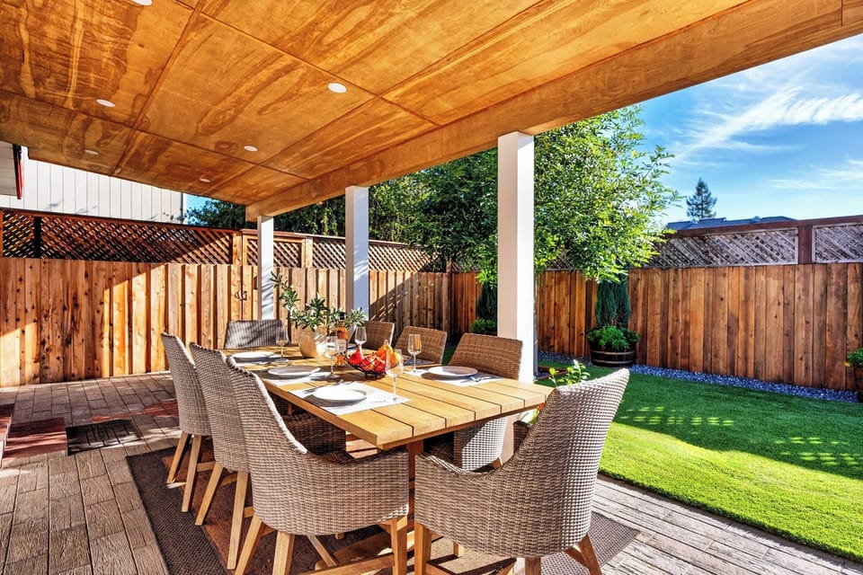 Elevated Outdoor Dining: Enjoy a feast for the senses at our picturesque dining spot
