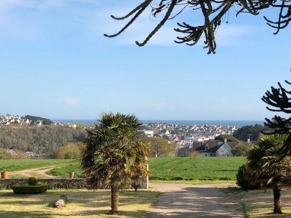 Property entrance and view of Audierne Bay