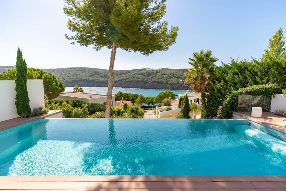 Holiday Home Swimming Pool