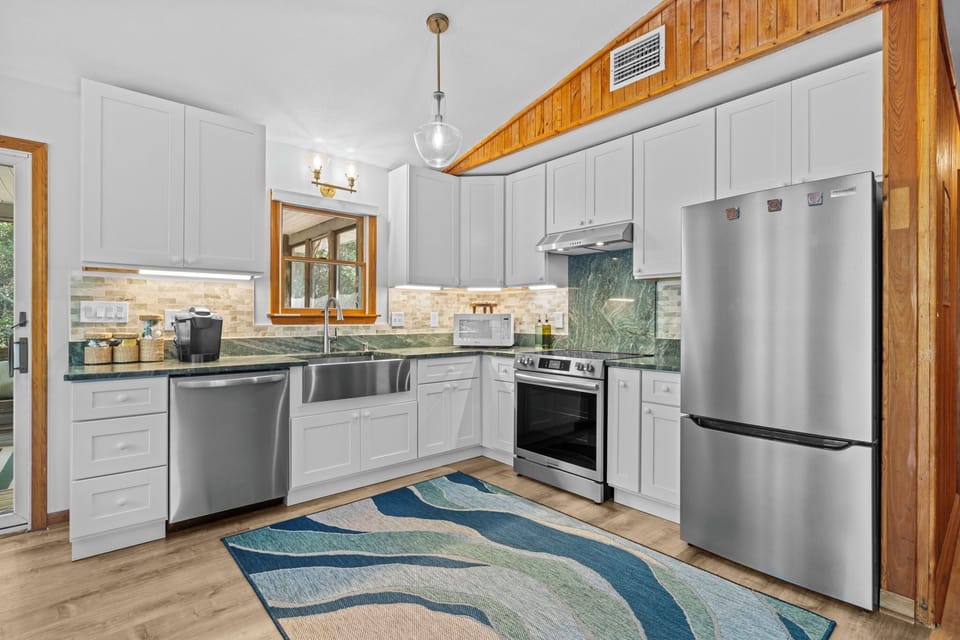 All new appliances.