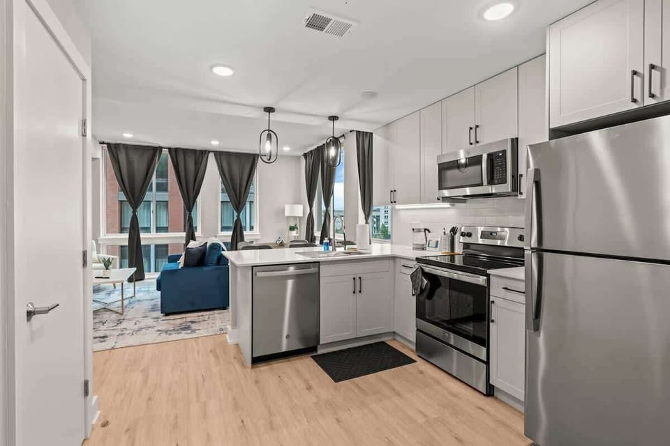 Full Kitchen
