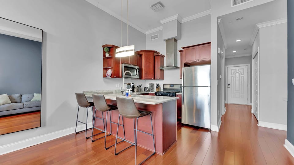 Full Kitchen