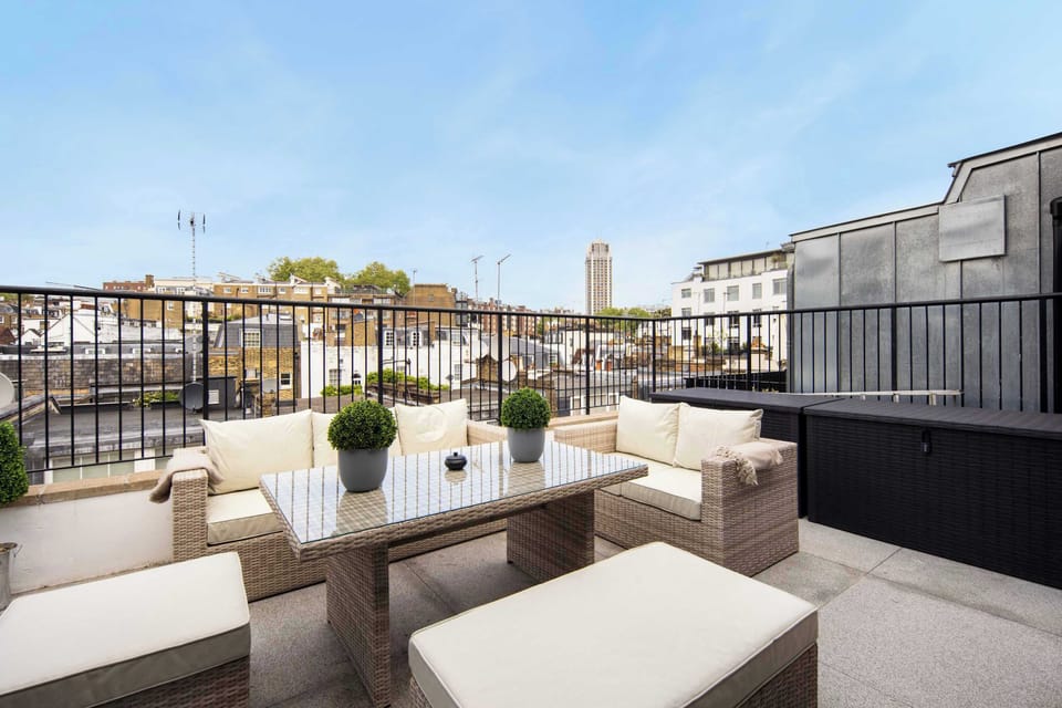 Outdoor Terrace