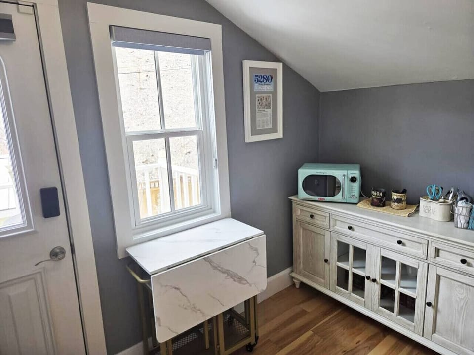 Kitchenette with folding dinette