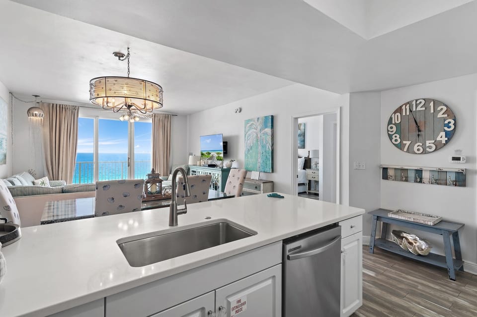 Imagine preparing home-cooked meals in this fully stocked kitchen while enjoying the Gulf Views!