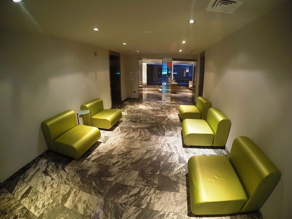 Lounge Corridor