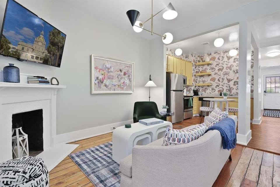 This cozy living room is perfect for curling up with a book, sipping your favorite drink, or enjoying quality time with loved ones.
