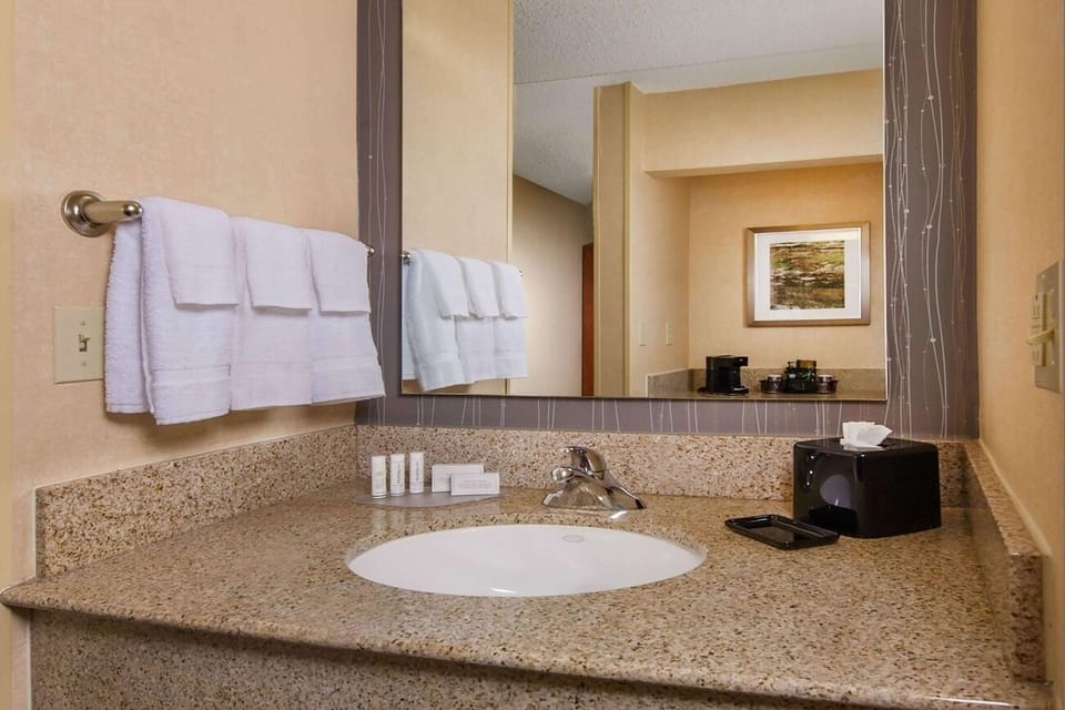 Get ready easily with generous counter space and clean finishes.