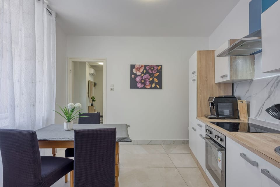 Kitchen and dining area