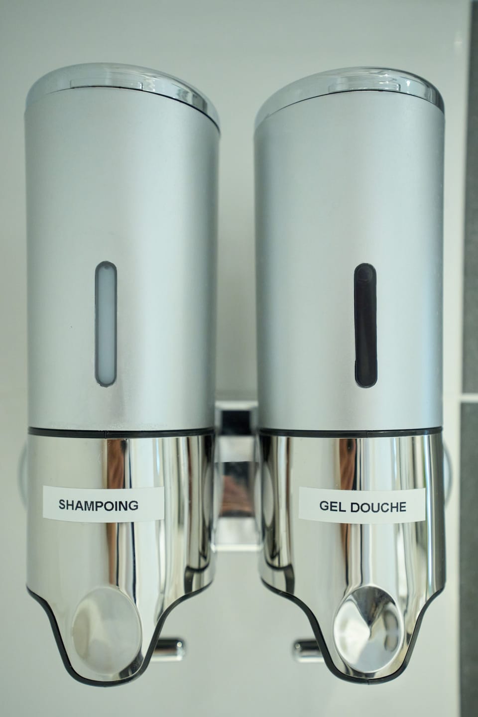 Bathroom amenities
