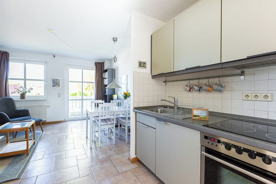 Modern Kitchen with Dining Area and Windows