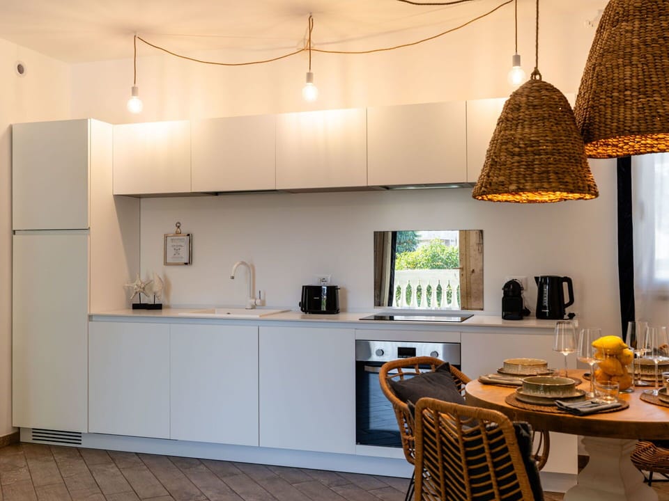 Residential Area, Shrub, Roof, Home, Cottage, Driveway, Estate, Siding, Landscaping, Yard