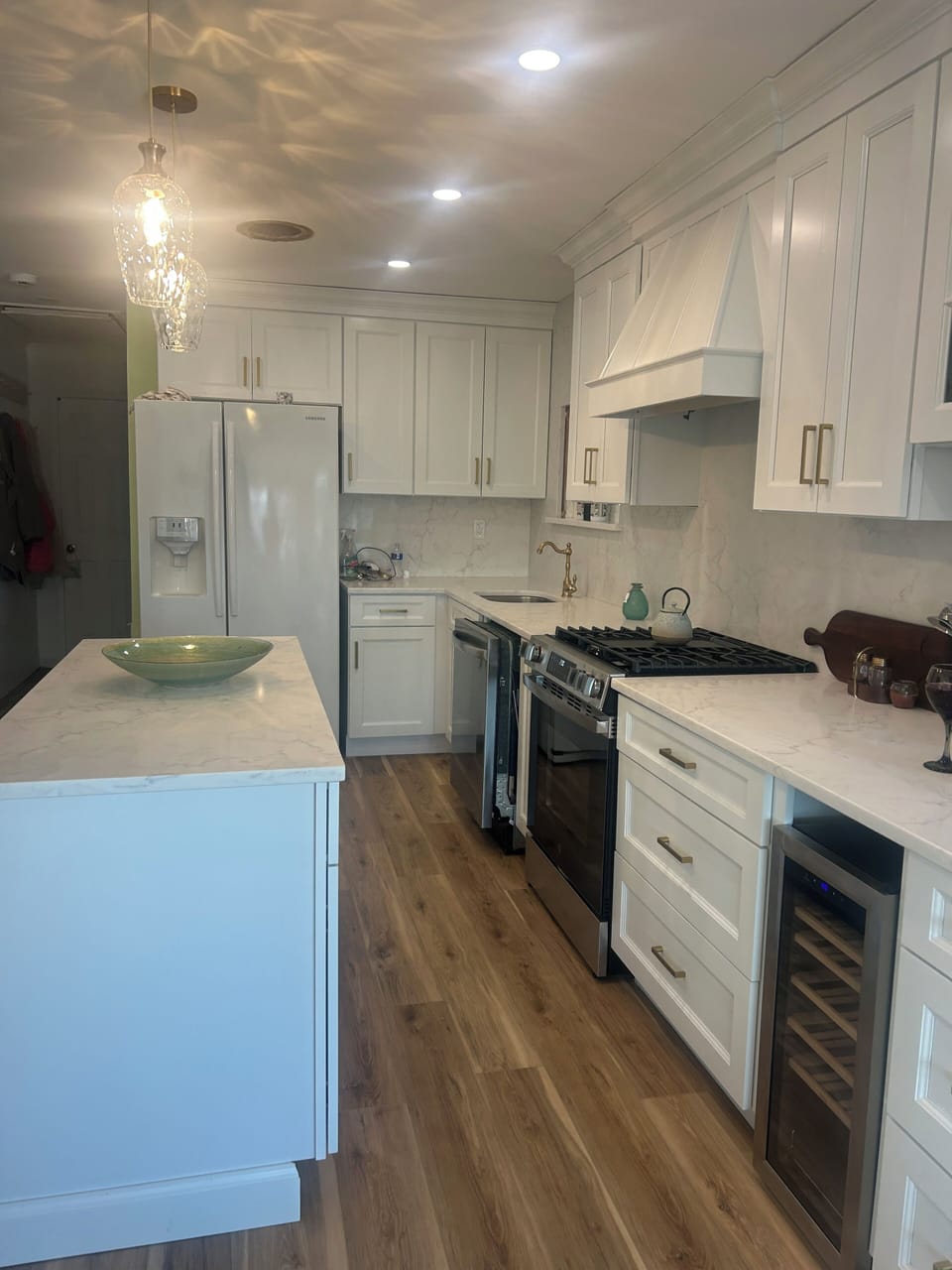 Kitchen with island