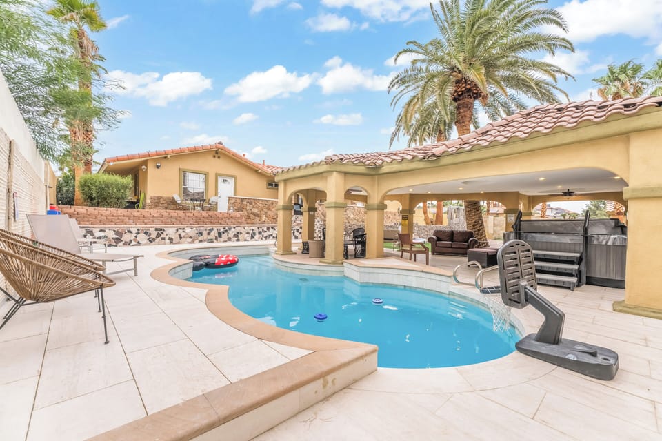 Private pool, spa, shaded patio, outdoor lounge & dining, and BBQ