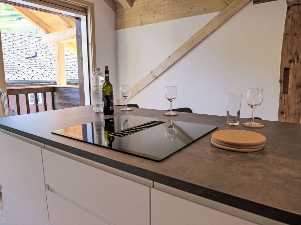 Countertop, Kitchen, Flooring, Wood, Plumbing Fixture, Interior Design, Kitchen Sink, Kitchen Appliance, Cabinetry, Furniture