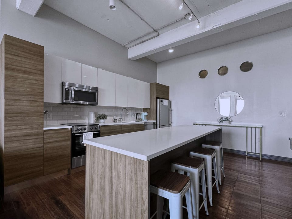 Full Kitchen