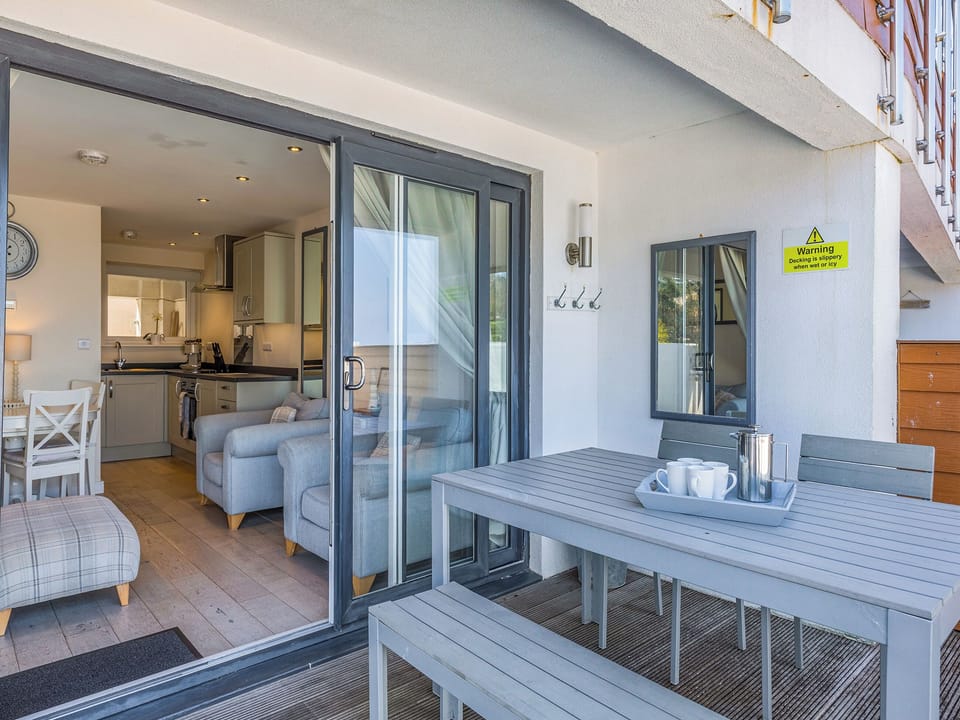 Terrace | 5 Curlew, The Cove, Brixham
