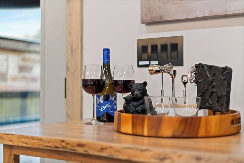 Sip back, relax, and let the mountain vibes pour in!