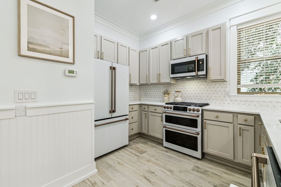 Fully equipped kitchen