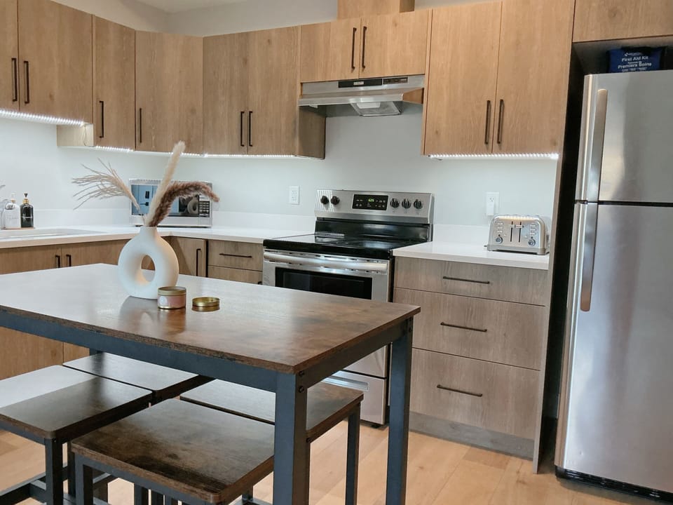 Kitchen and dinning area