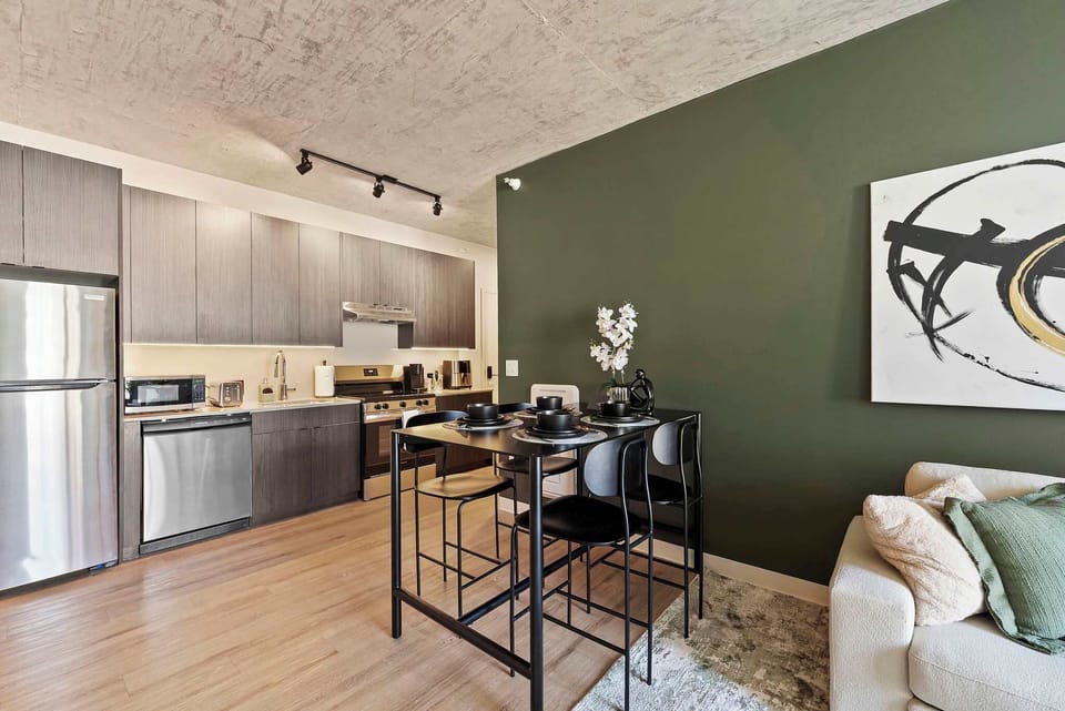 Welcoming dining area w/ clean lines and a relaxed setup for everyday meals.