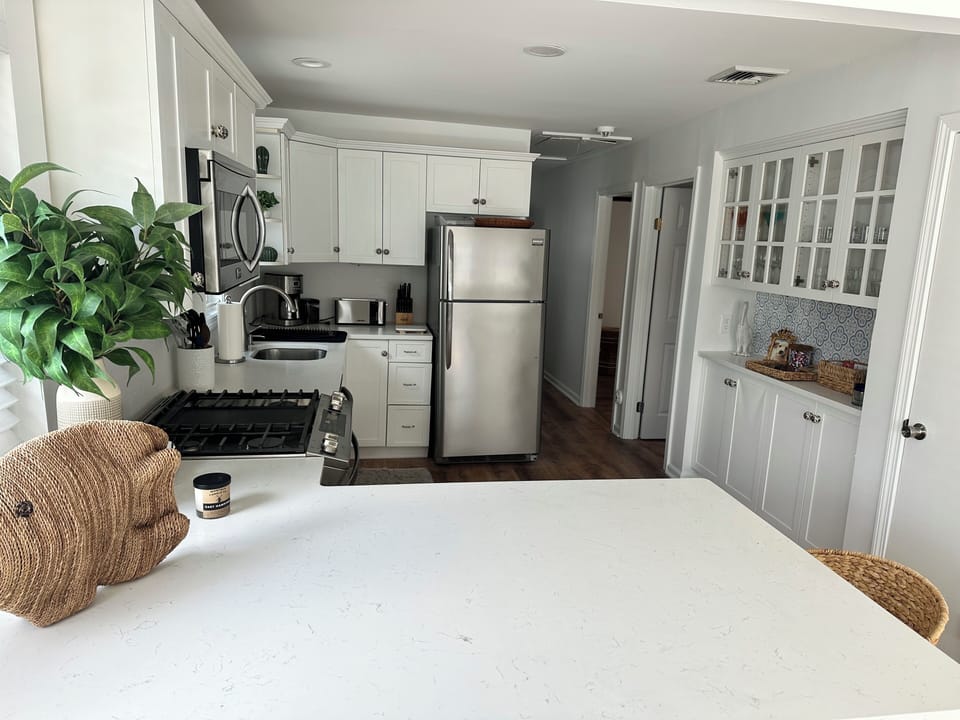 Kitchen (2nd view)