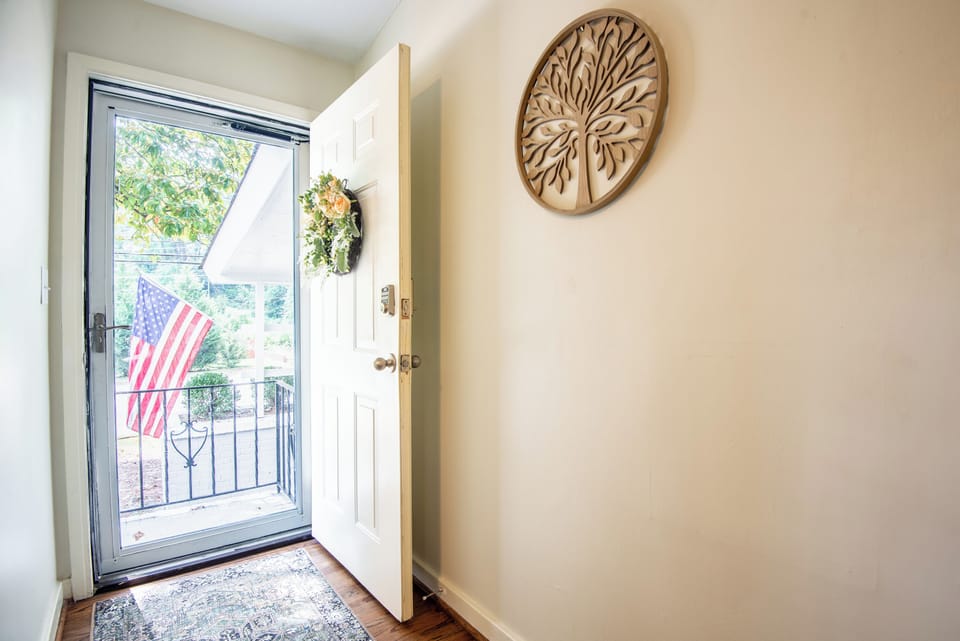 Step into a warm and welcoming entryway that sets the tone for your stay. Thoughtfully designed with a touch of elegance, it’s the perfect place to begin your memorable journey in our home. 