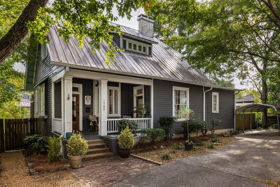 Discover cozy elegance in our historic Warren home. Your perfect Birmingham getaway.
