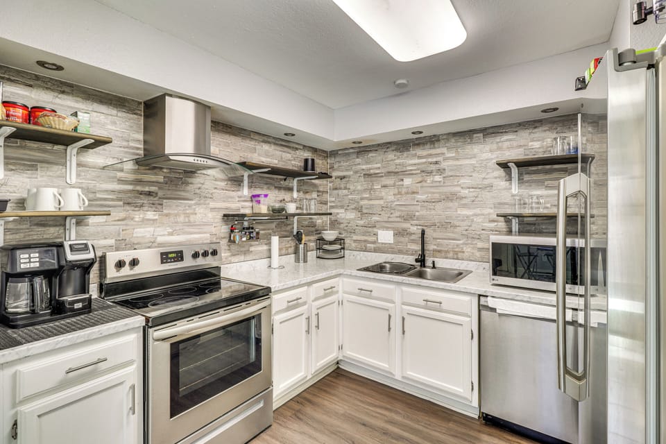 Kitchen | Cooking Basics | Dishwasher | Drip & Single-Serve Coffee Makers