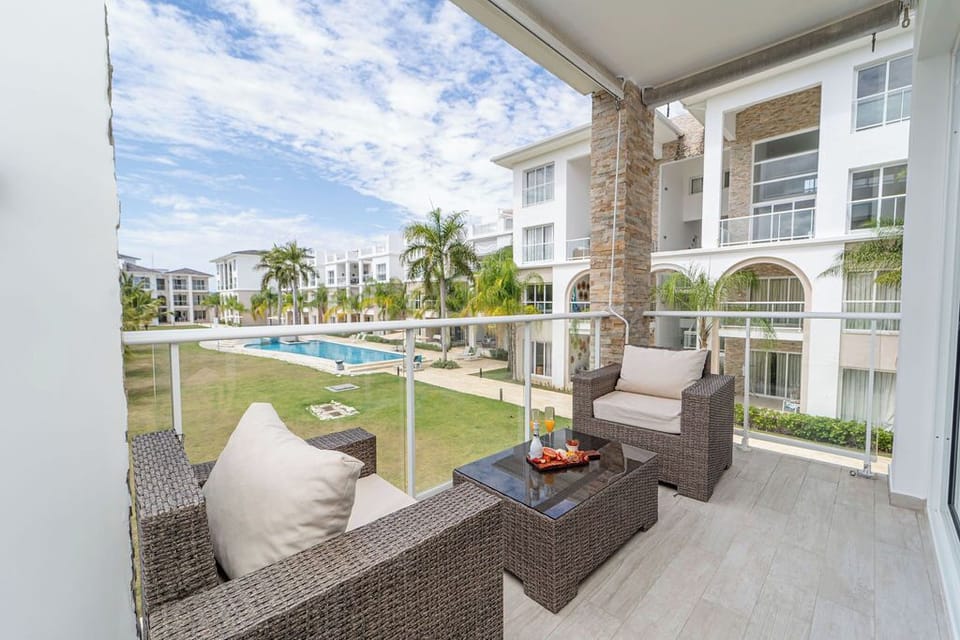 Vista Pearl @Cana Pearl  Deluxe Pool View 2B Condo (2210)