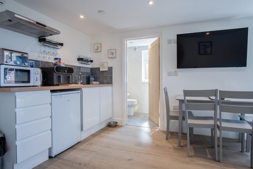 Welcome Lodge - 1 Bedroom Cottage - Llanrhidian (7072)