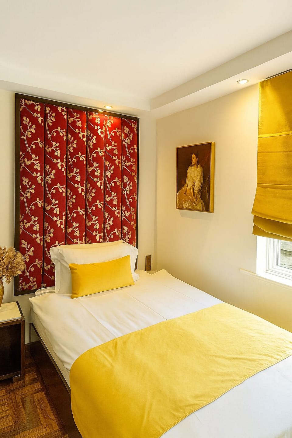 Unit w/ Double Bed