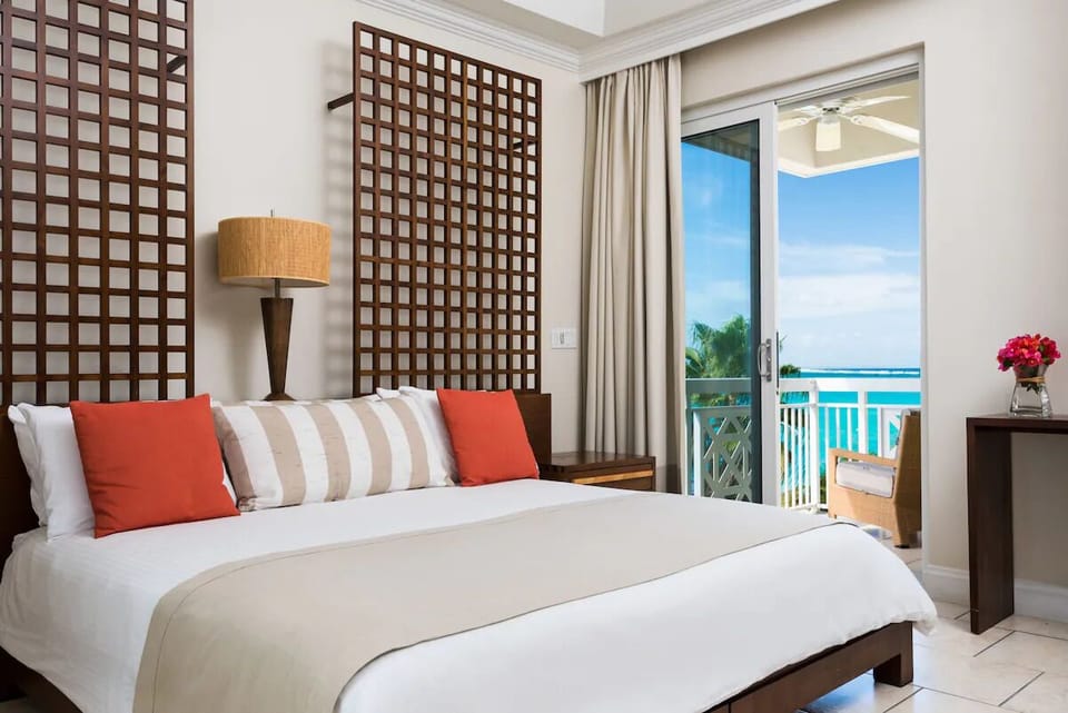 Drift off to the sound of waves just outside.