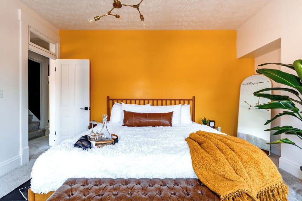 Relax in Bedroom—a thoughtfully designed space combining elegant aesthetics with cozy vibes at our Columbus rental! Perfect for a peaceful escape and rejuvenating sleep 