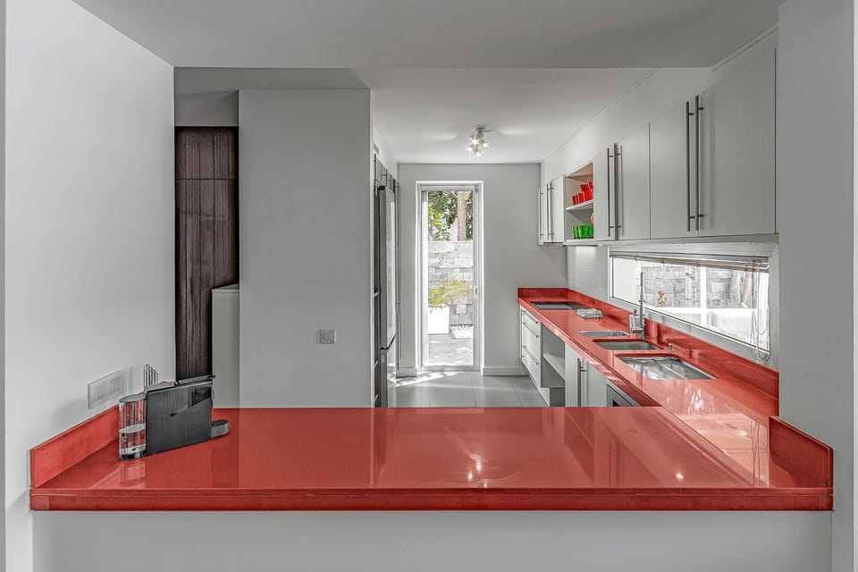 kitchen island and worktop 