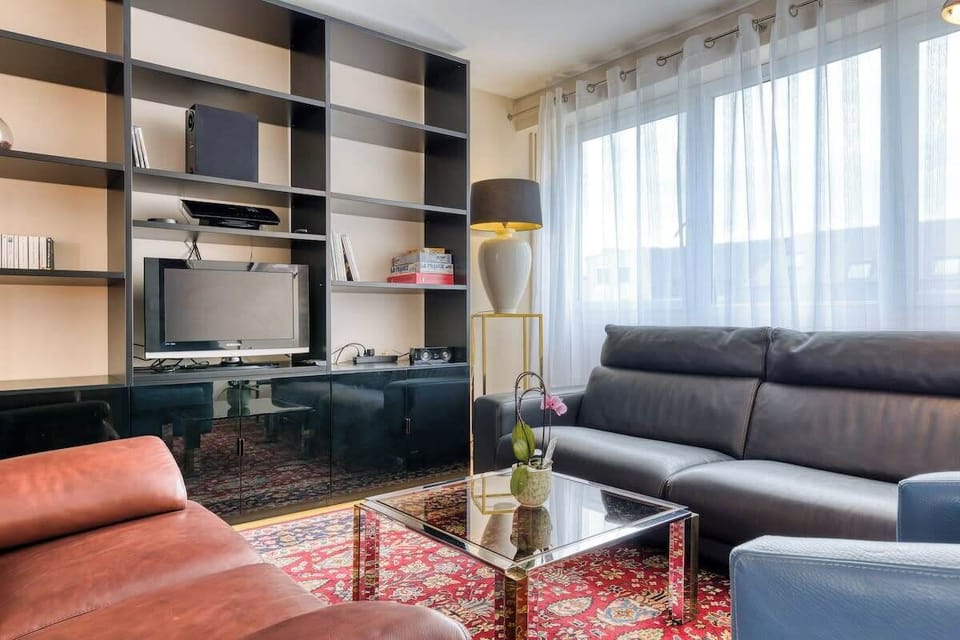 TV