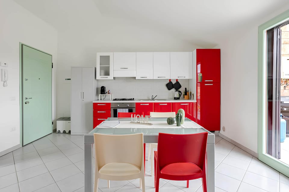 5a8b32b5 9a7d 48b7 8577 78ad856e99aa