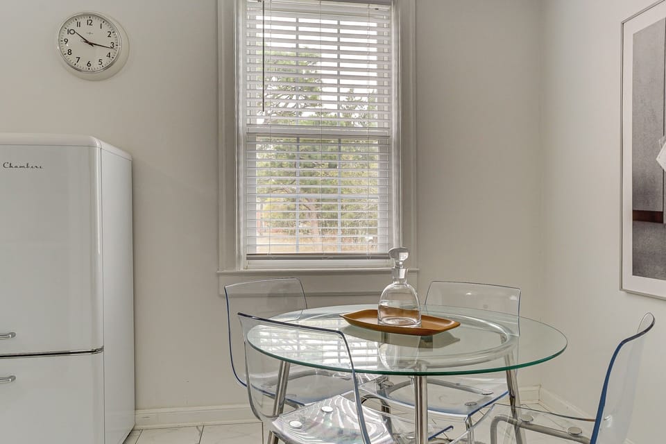 Dining Room | Dining Table