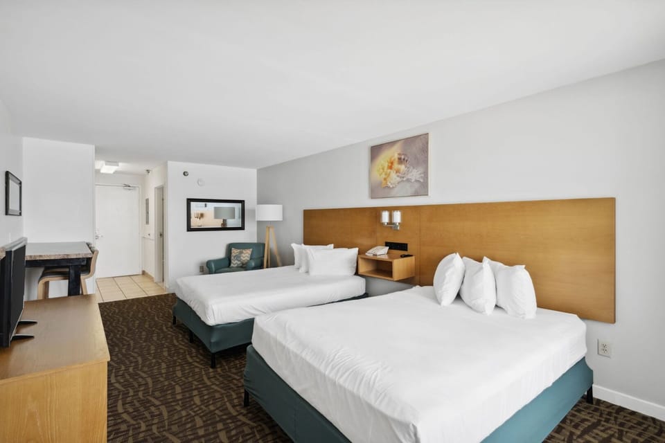 Unit with 2 Double Beds