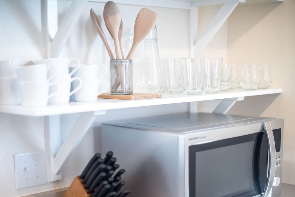 We've provided a full range of glasses so you're ready for anything—from coffee mugs to wine glasses and everything in between. Just bring the drinks, we've got the rest covered.