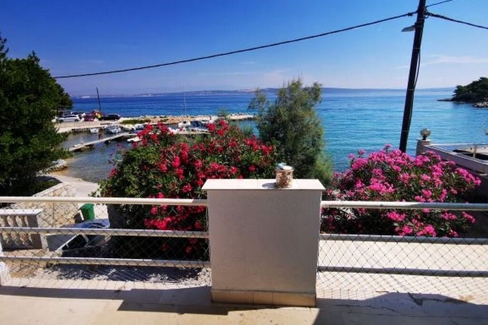 Terrace 1